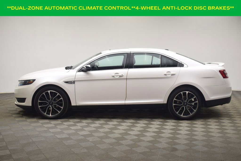 Used 2019 Ford Taurus Limited image 12