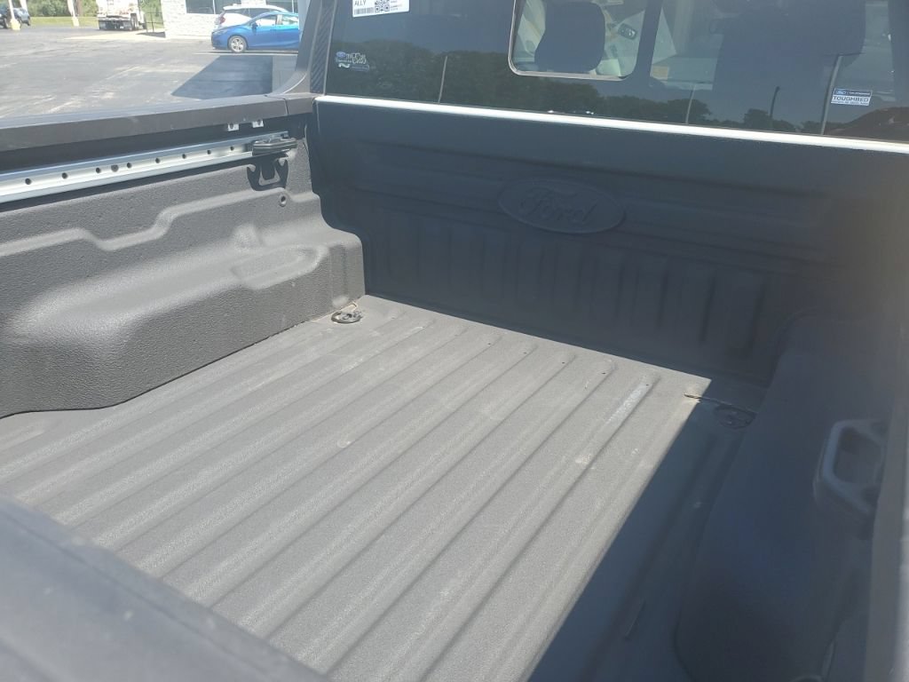 Used 2022 Ford Maverick Lariat w/ Lariat Luxury Package FWD image 9