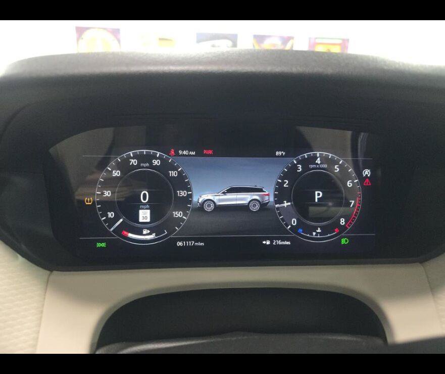Used 2019 Land Rover Range Rover Velar S AWD/4WD image 4