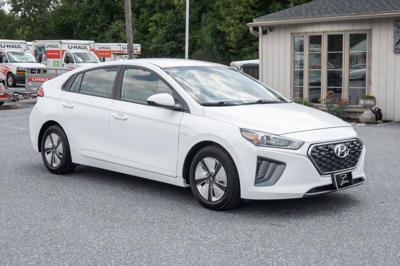 Used 2020 Hyundai Ioniq Blue FWD image 4