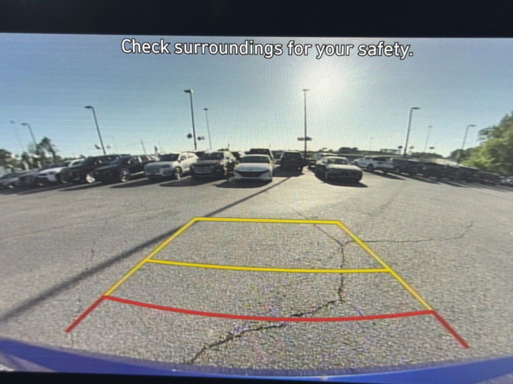 Used 2024 Hyundai Elantra SEL image 29