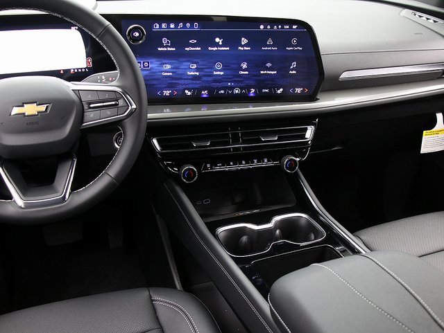 New 2026 Chevrolet Traverse LT w/ Driver Confidence Package image 16