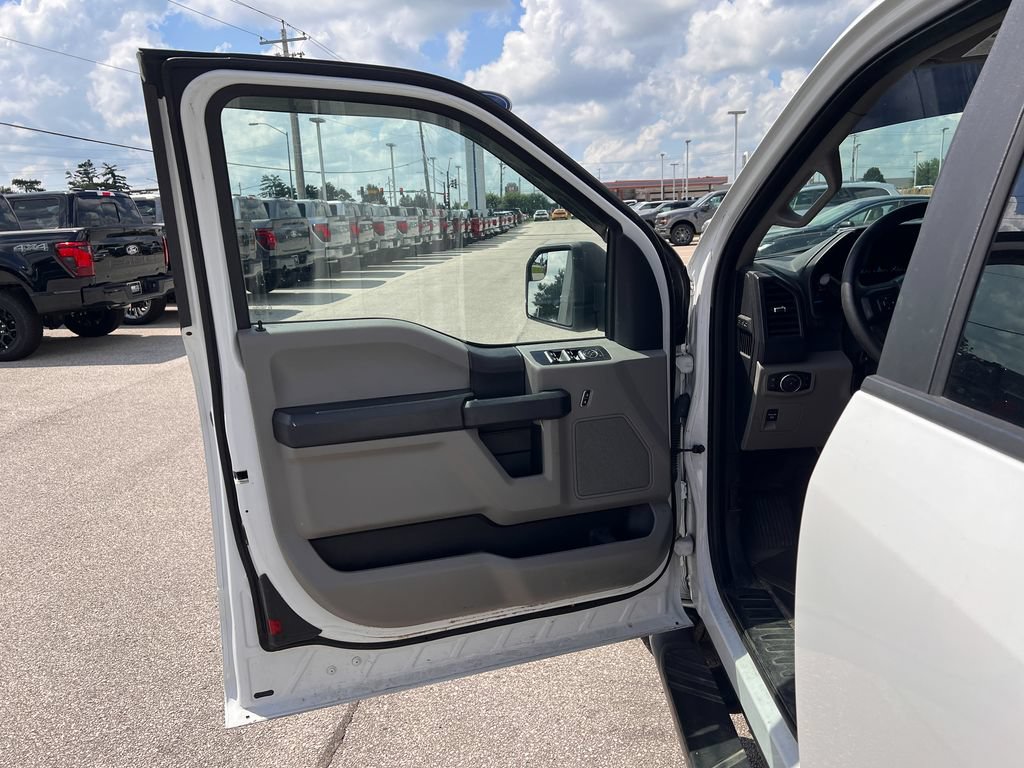 Used 2017 Ford F150 XL w/ Equipment Group 101A Mid AWD/4WD image 11
