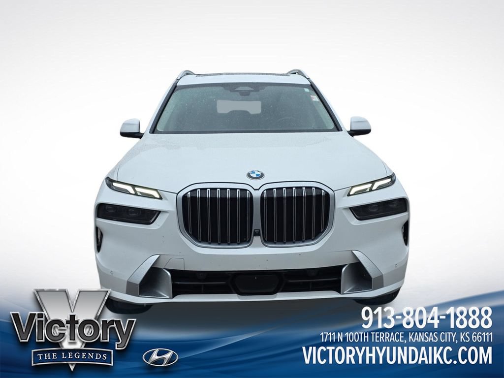 Used 2023 BMW X7 xDrive40i AWD/4WD image 8