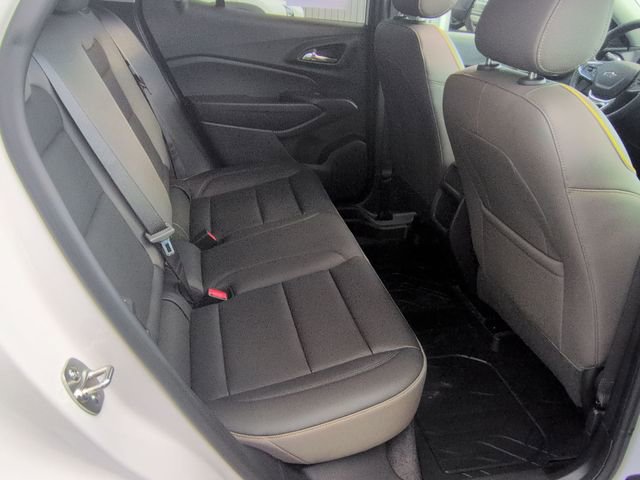 Certified 2025 Chevrolet Trax ACTIV w/ Sunroof Package image 28