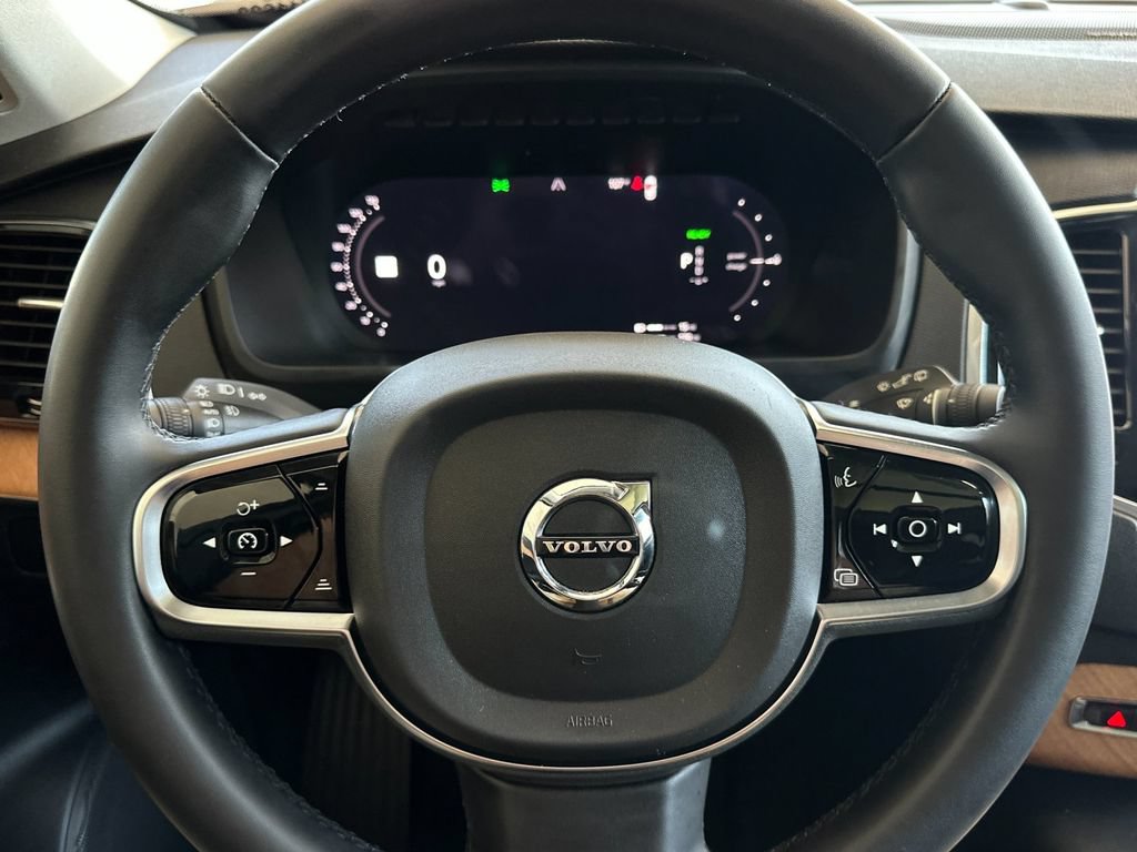 Certified 2024 Volvo XC90 T8 Plus AWD/4WD image 24