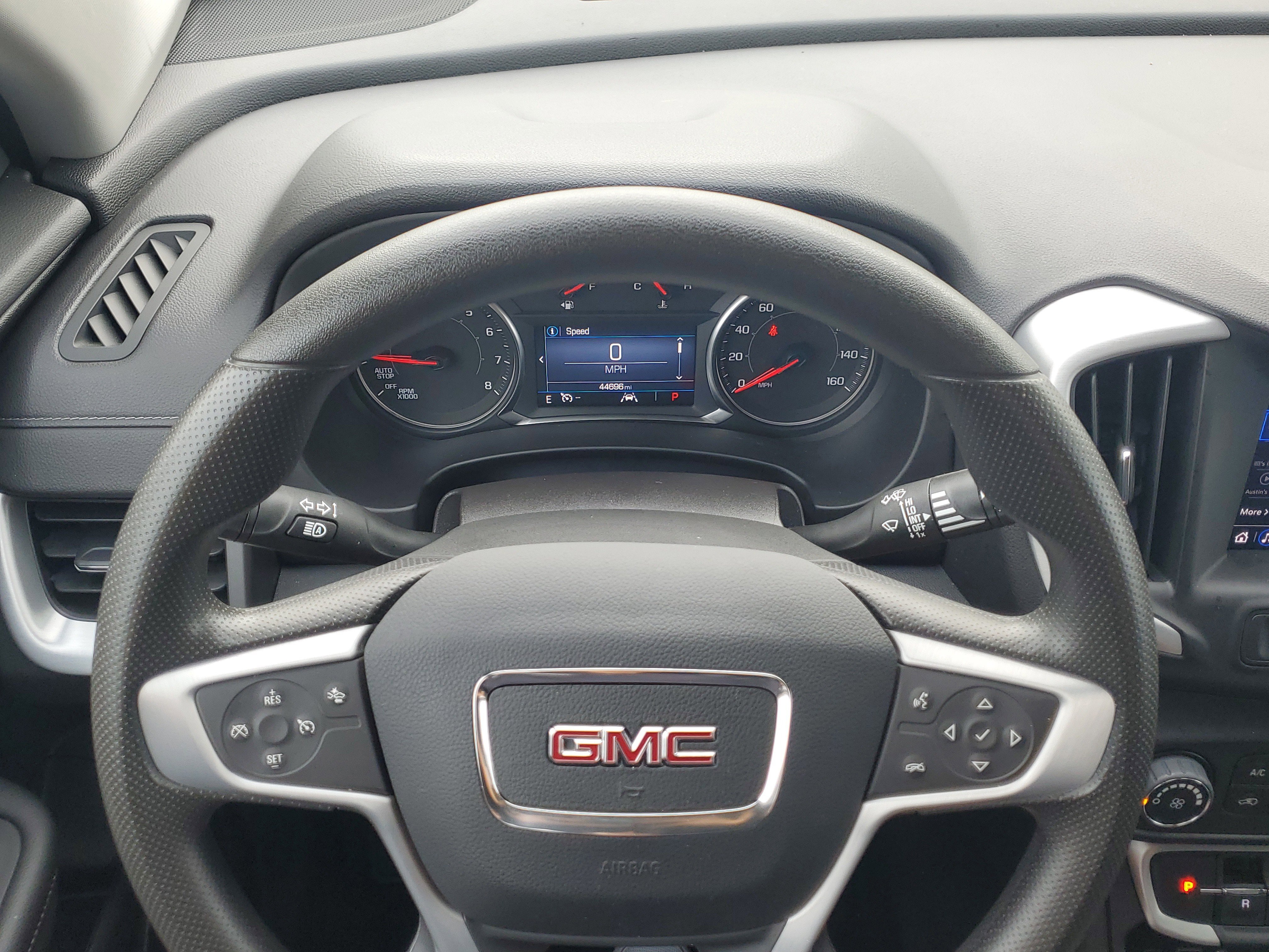 Used 2024 GMC Terrain SLE image 20
