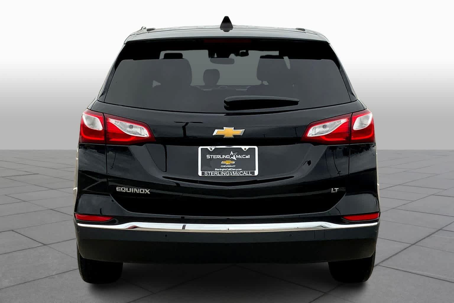 Used 2019 Chevrolet Equinox LT w/ Driver Convenience Package FWD image 5