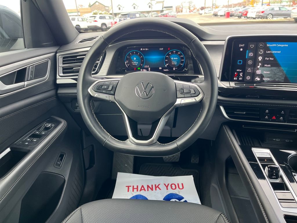 Used 2025 Volkswagen Atlas Cross Sport SE image 14