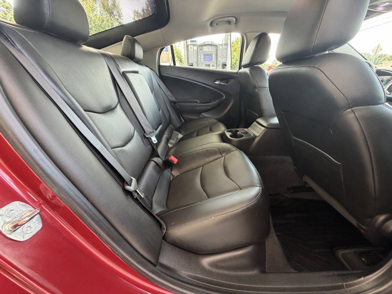 Used 2018 Chevrolet Volt LT w/ LT Driver Confidence Package FWD image 8