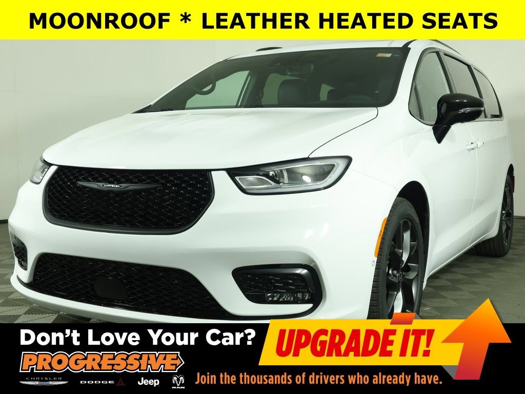 New 2026 Chrysler Pacifica Limited w/ S Appearance Package image 1