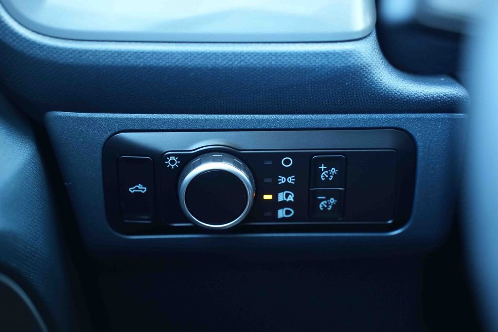Used 2023 Ford Maverick XL FWD image 29