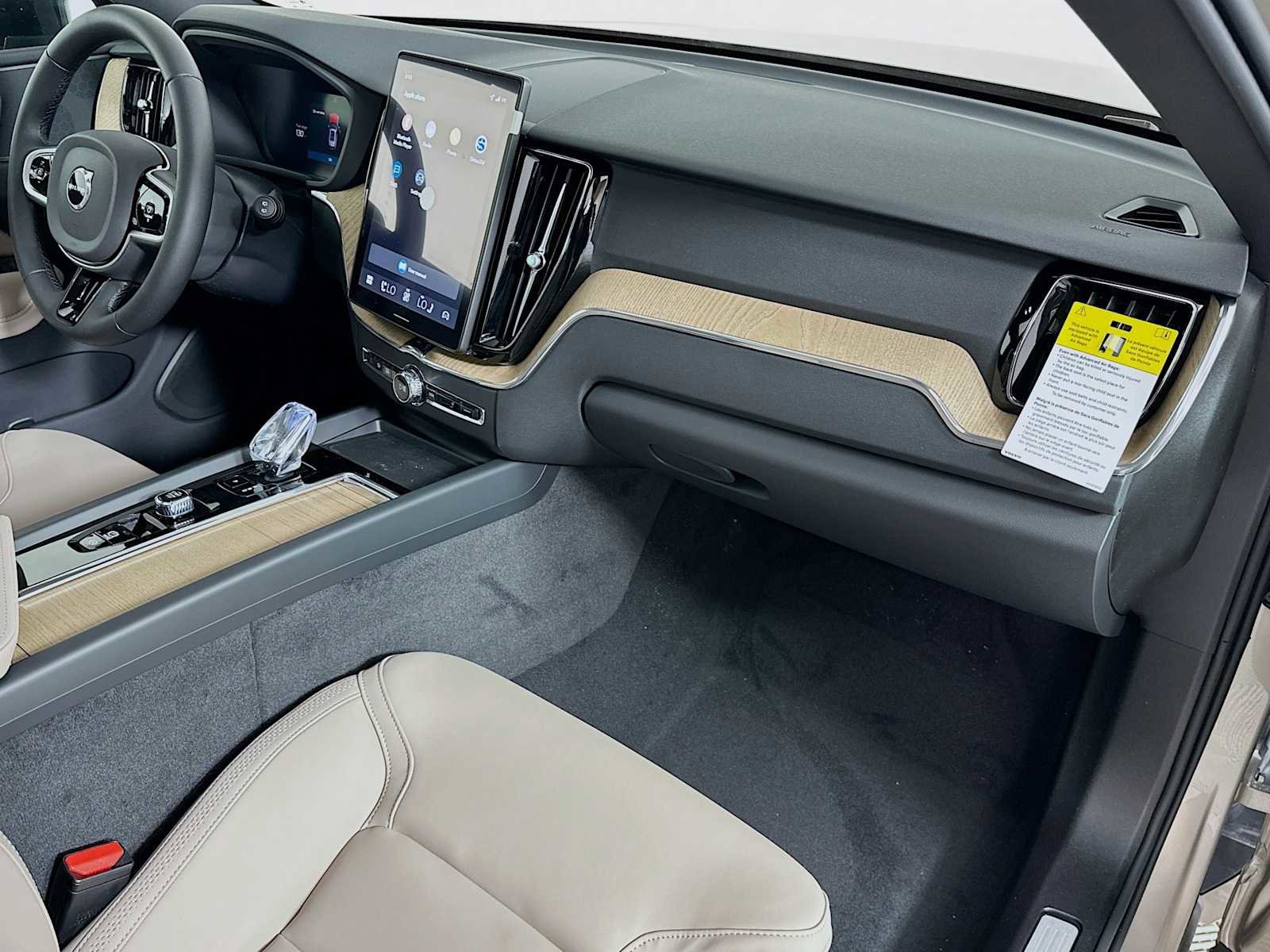 New 2026 Volvo XC60 B5 Plus w/ Protection Package Premier image 26