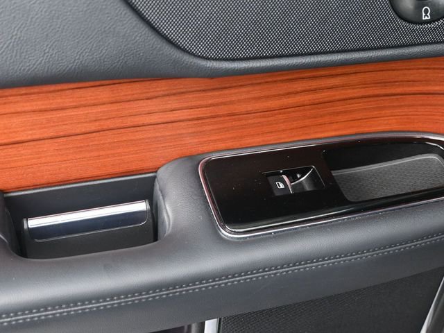 Used 2024 Lincoln Navigator L 4WD image 22