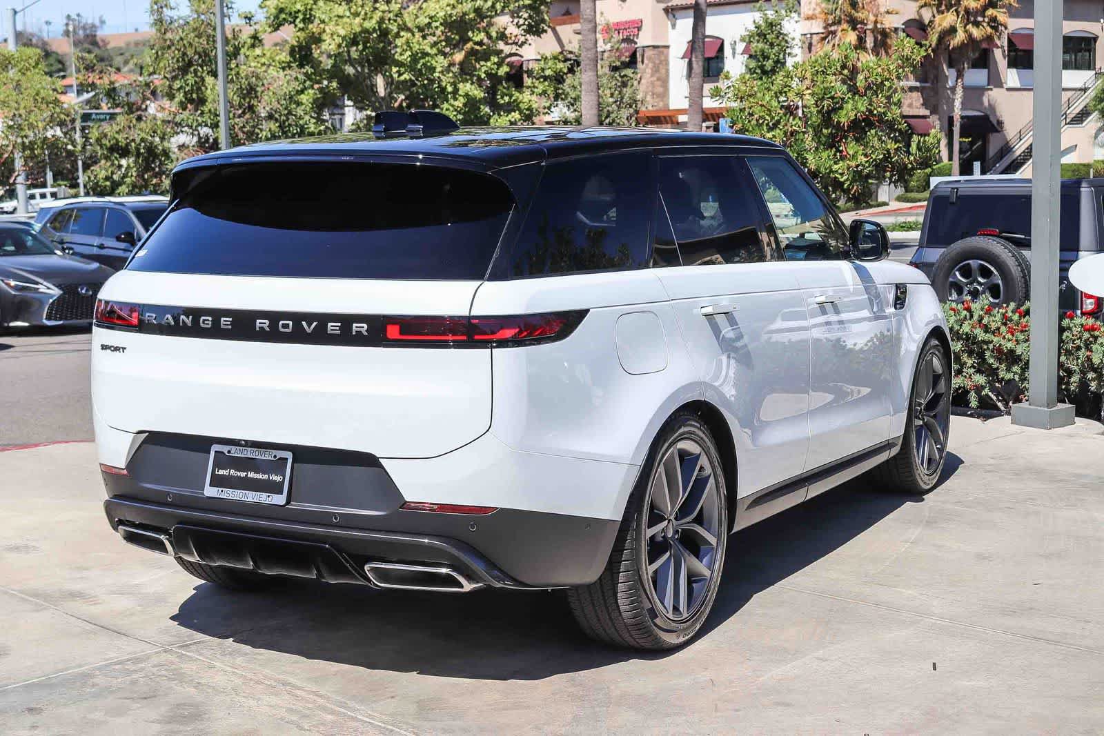New 2026 Land Rover Range Rover Sport SE AWD/4WD image 6