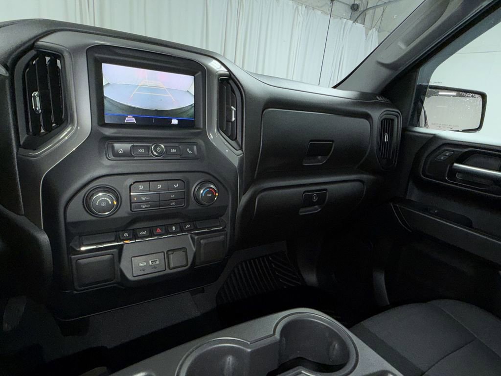 Used 2022 Chevrolet Silverado 1500 Custom image 7