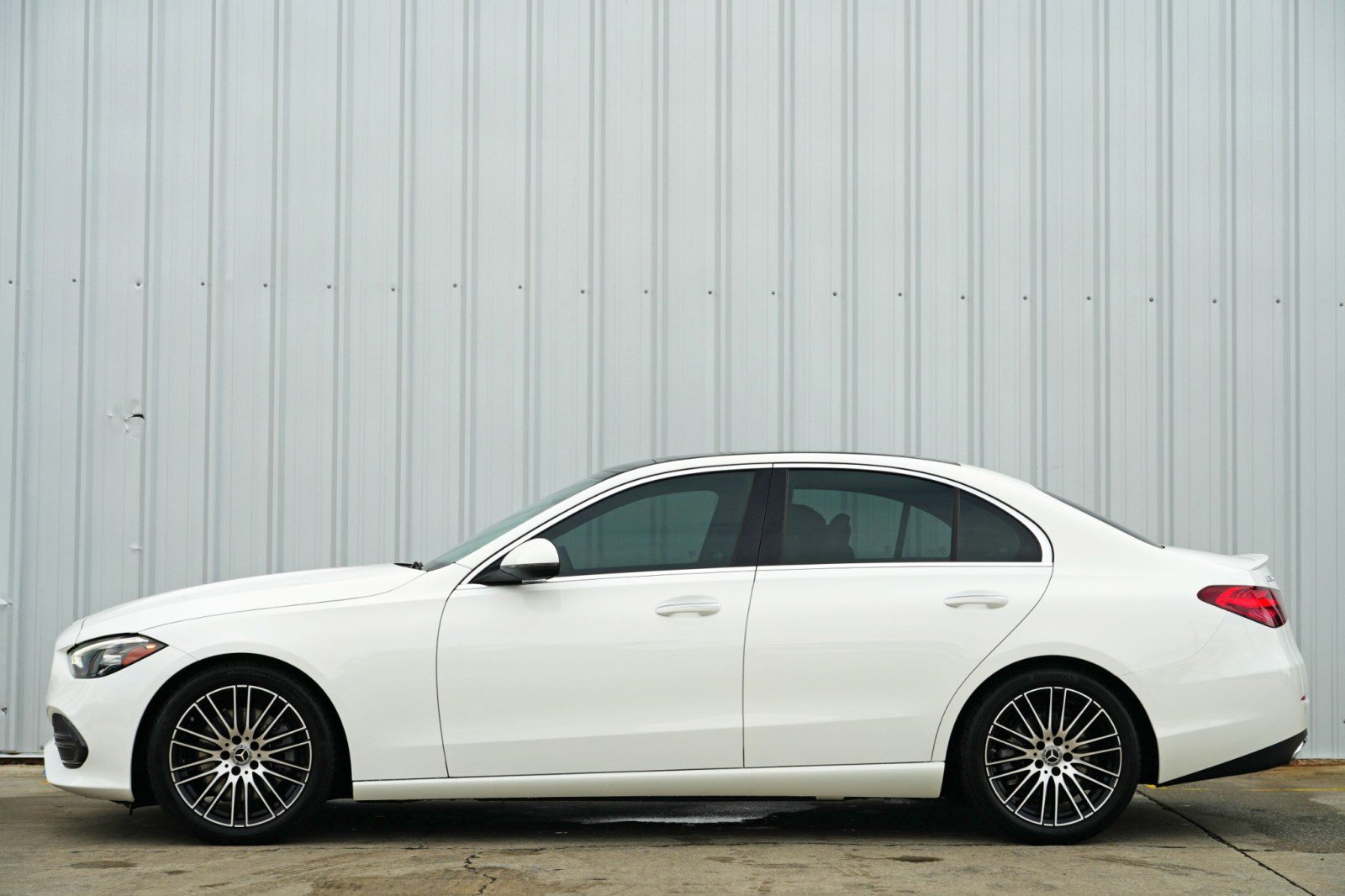 Used 2022 Mercedes-Benz C 300 Sedan image 8