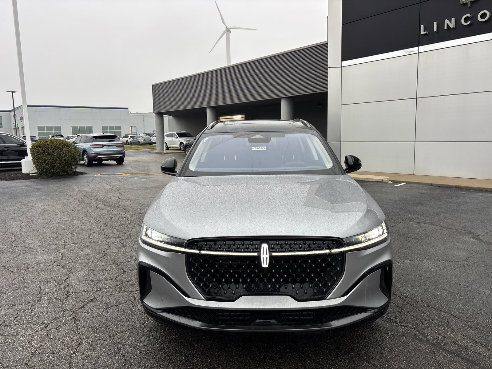 New 2026 Lincoln Nautilus Reserve w/ Jet Appearance Package image 2