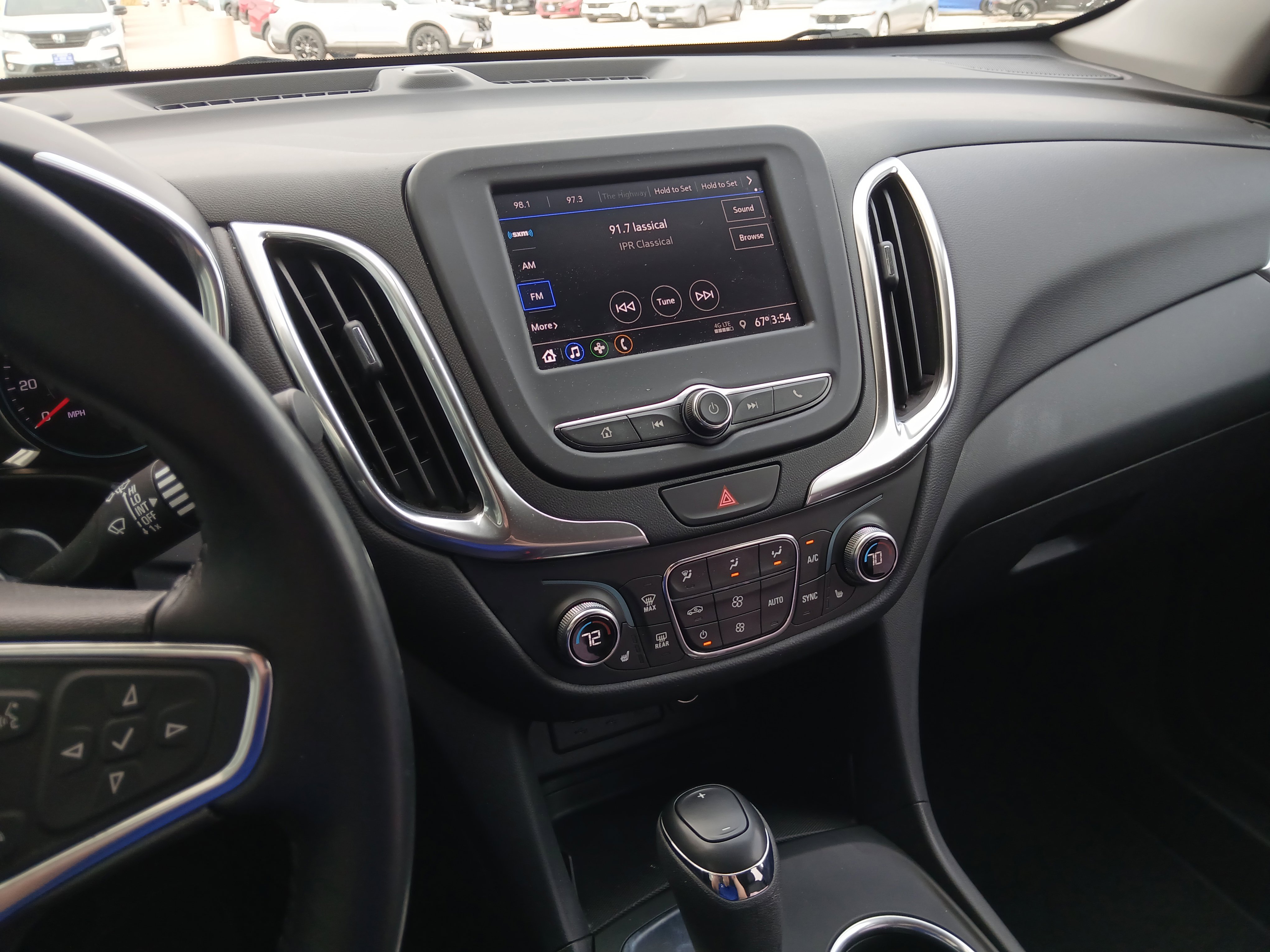 Used 2021 Chevrolet Equinox LT image 11