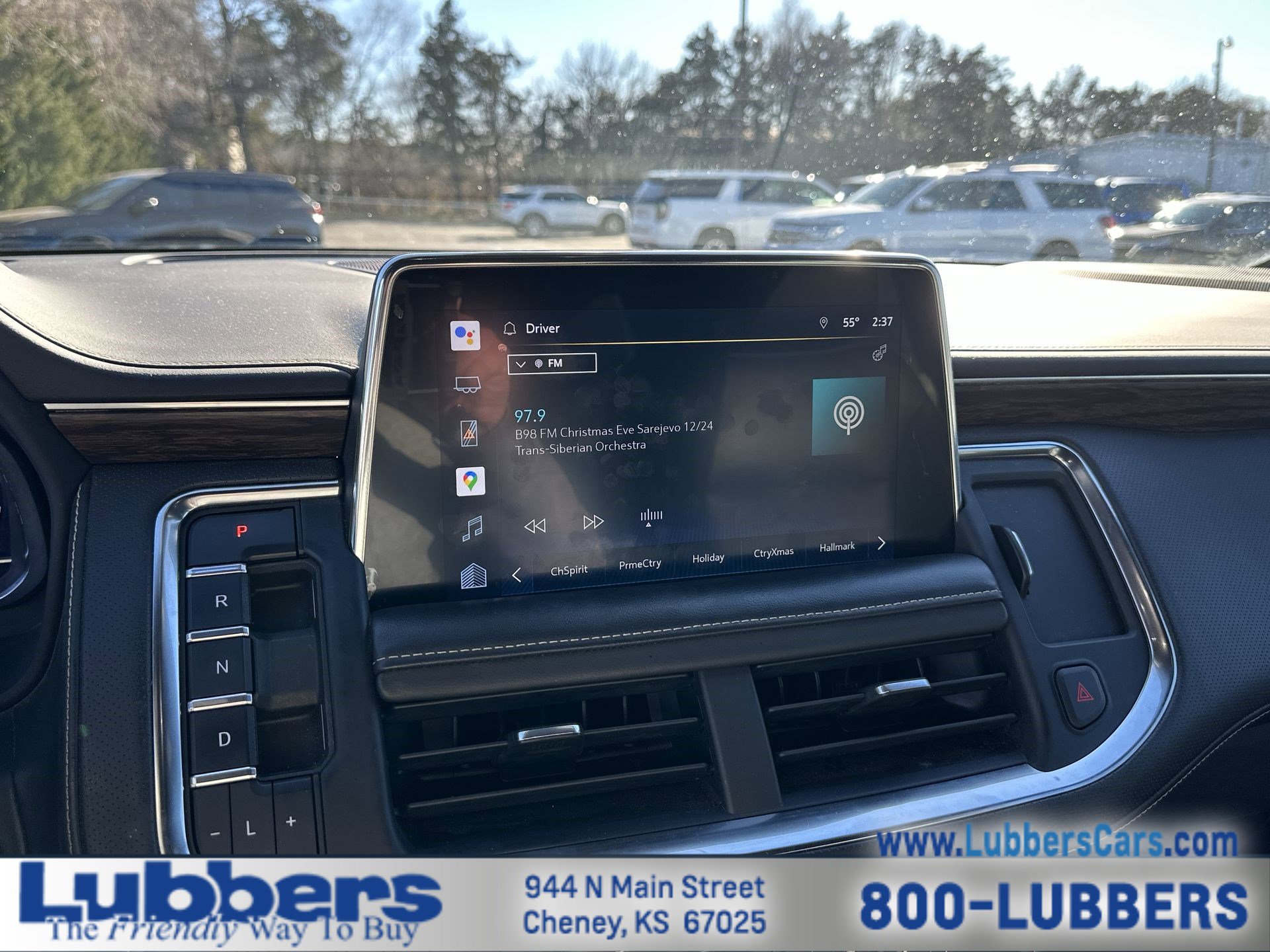 Used 2022 Chevrolet Suburban Premier image 16