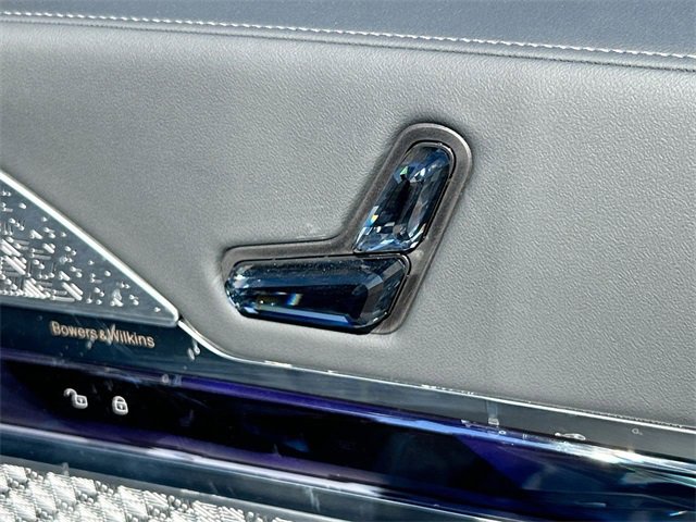 Certified 2024 BMW i7 xDrive60 image 13