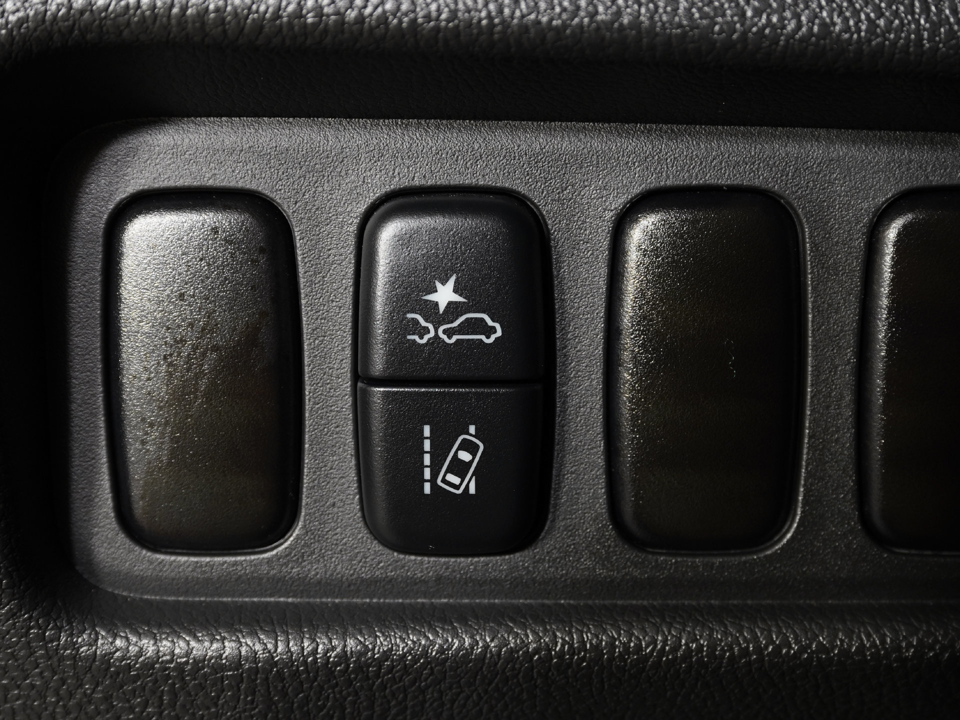 New 2027 Mitsubishi Outlander Sport LE FWD image 12