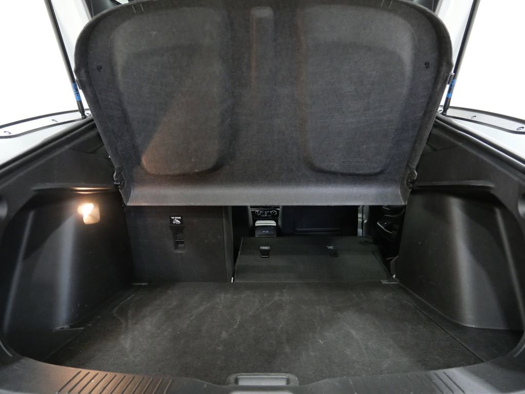Used 2025 Buick Envista Sport Touring image 26