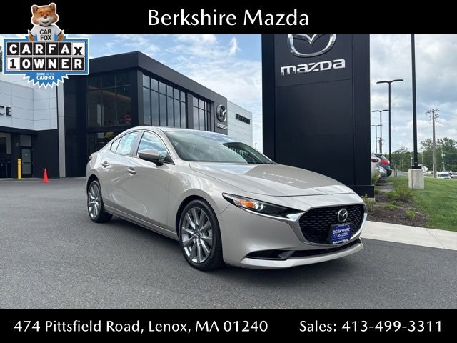 Used 2023 MAZDA MAZDA3 s FWD image 1