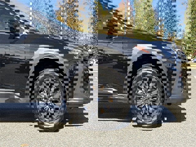 Certified 2025 Subaru Outback Onyx Edition w/ Popular Package #2 image 9