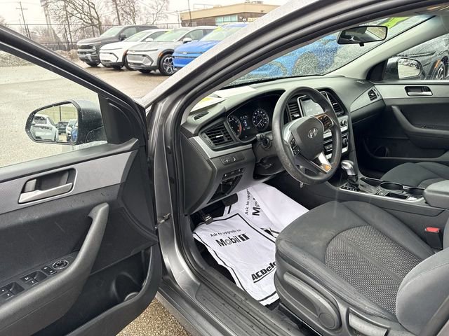 Used 2018 Hyundai Sonata SE image 12