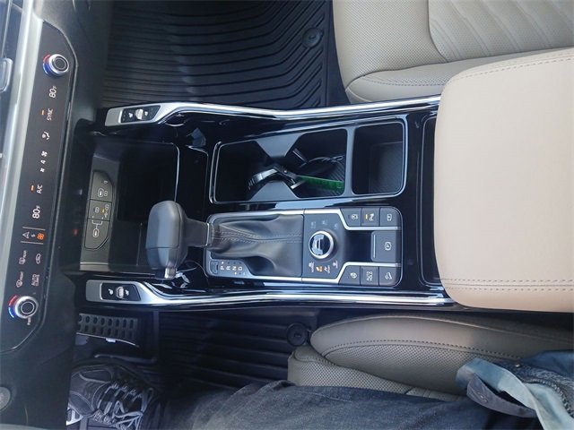 New 2026 Kia Sorento SX Prestige w/ Olive Brown Leather Package image 21