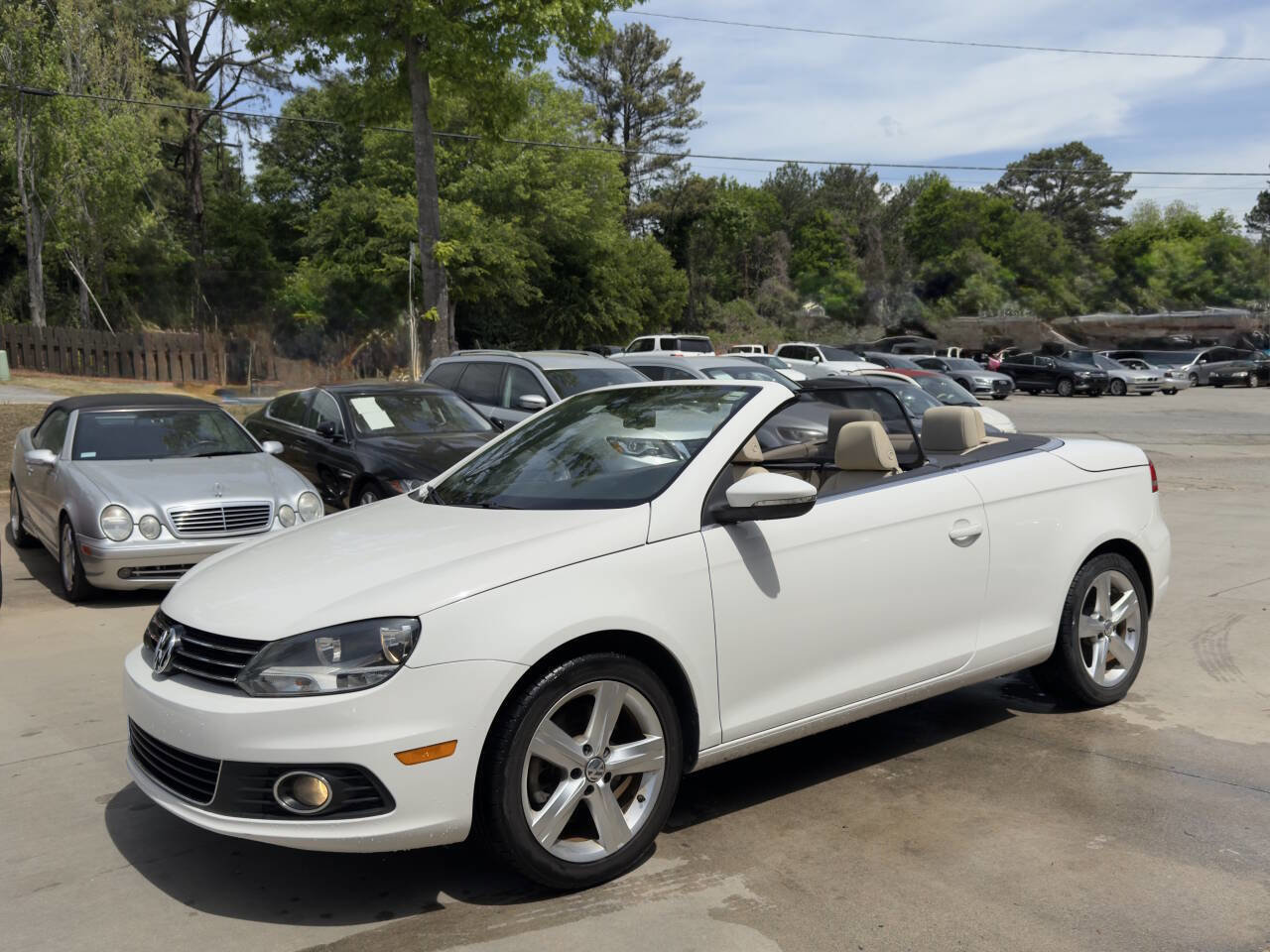 Used 2012 Volkswagen Eos Lux FWD image 25