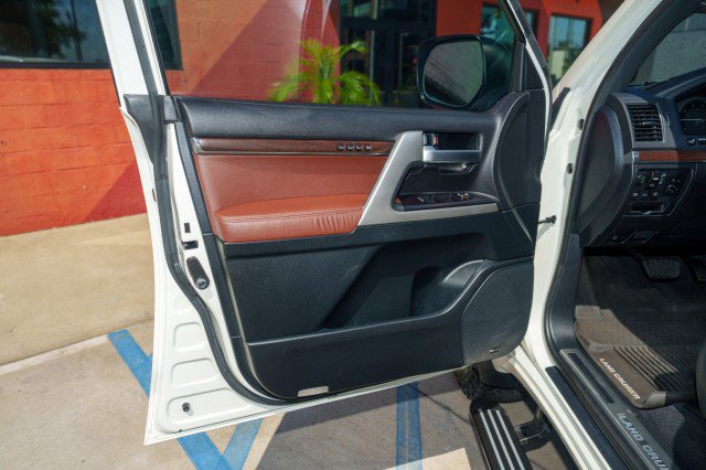 Used 2019 Toyota Land Cruiser AWD/4WD image 12