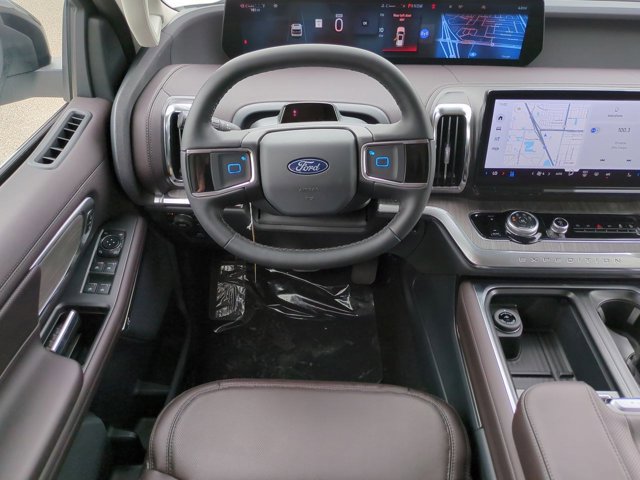 New 2026 Ford Expedition Platinum w/ Platinum Ultimate Package AWD/4WD image 16