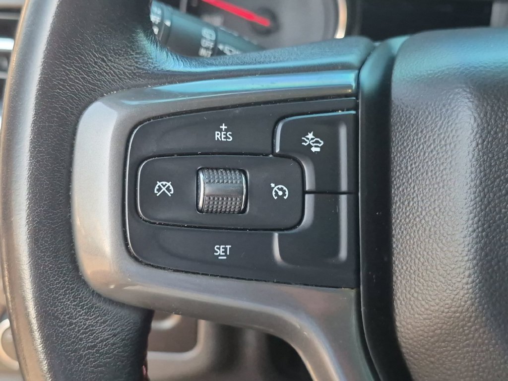 Used 2021 Chevrolet Suburban RST AWD/4WD image 21