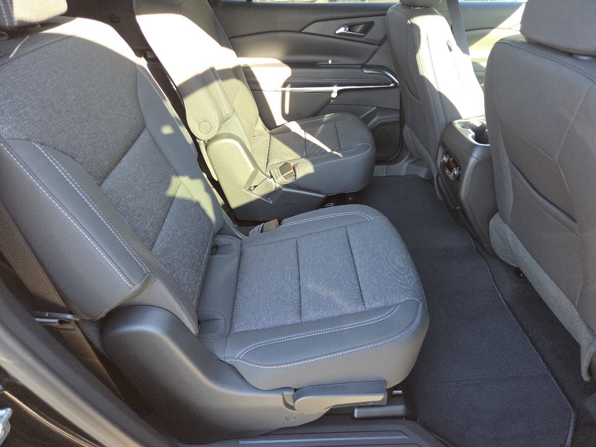 New 2027 Chevrolet Traverse LT AWD/4WD image 26
