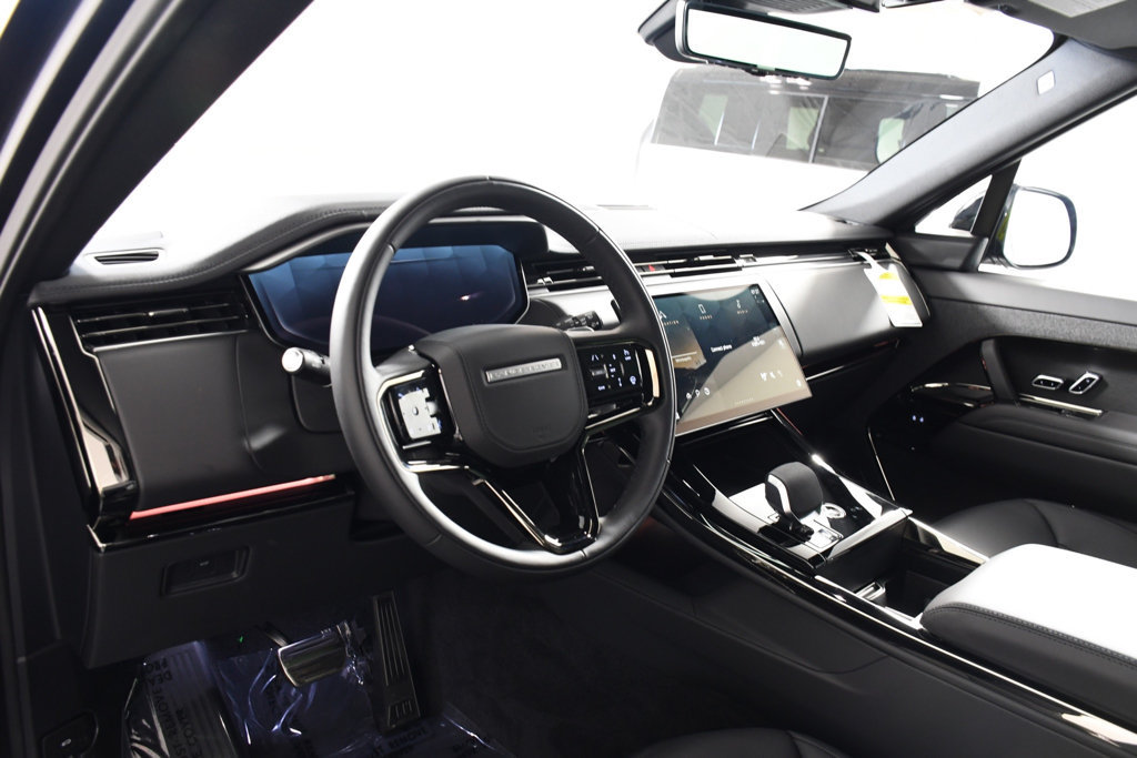 New 2026 Land Rover Range Rover Sport Dynamic SE AWD/4WD image 12