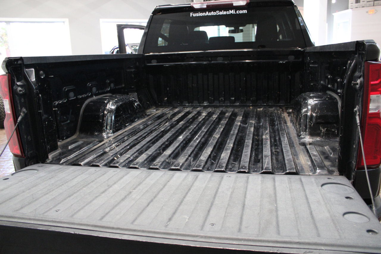 Used 2019 Chevrolet Silverado 1500 Custom Trail Boss w/ Custom Convenience Package image 11