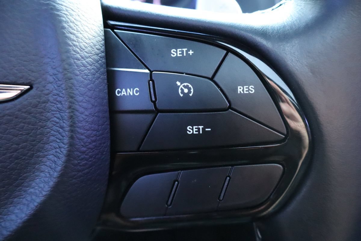 Used 2018 Chrysler 300 S w/ S Model Appearance Package AWD/4WD image 31