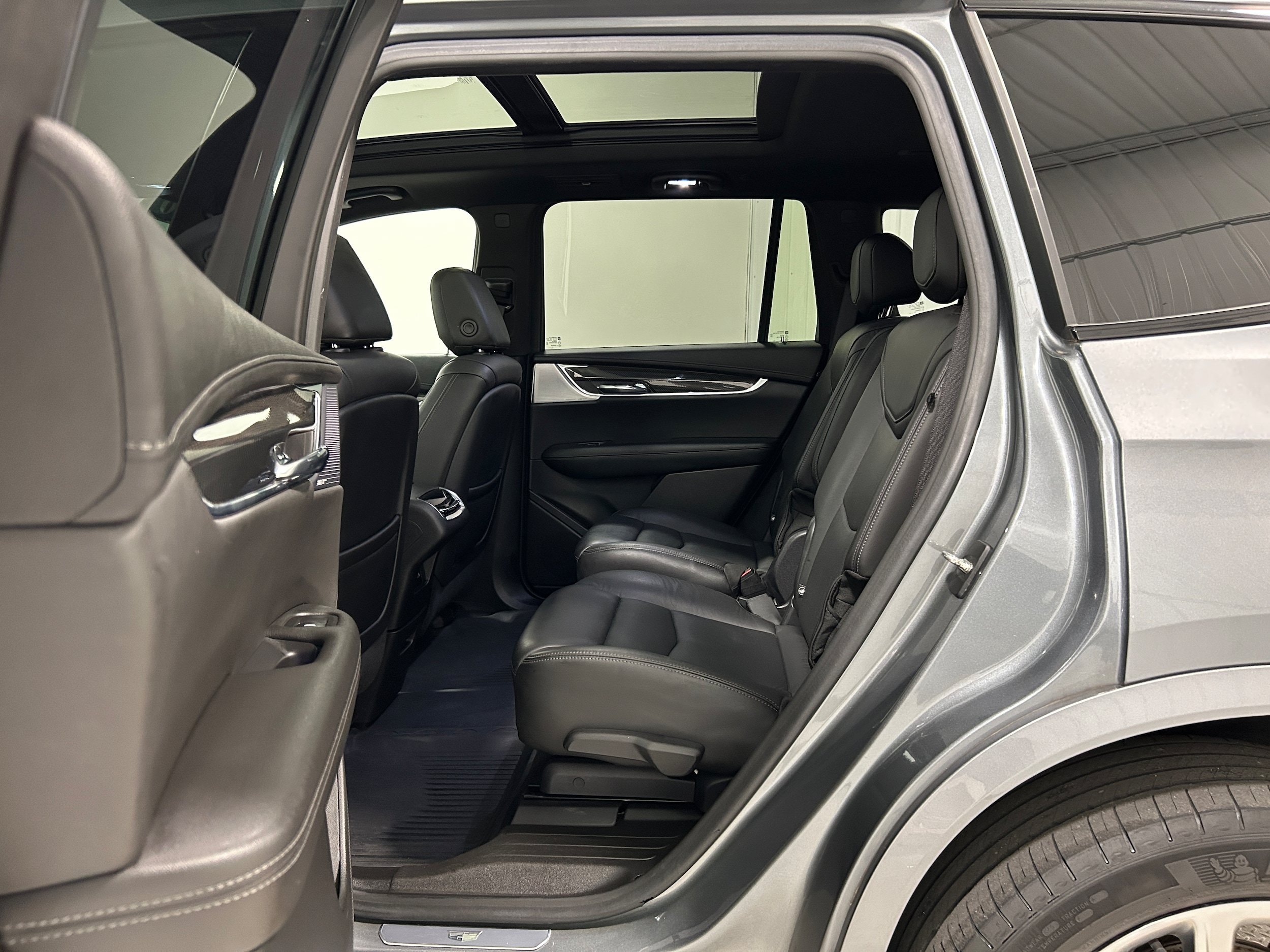 Used 2020 Cadillac XT6 Sport AWD/4WD image 30