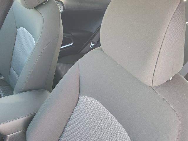 Used 2025 Kia Soul LX w/ LX Technology Package FWD image 24