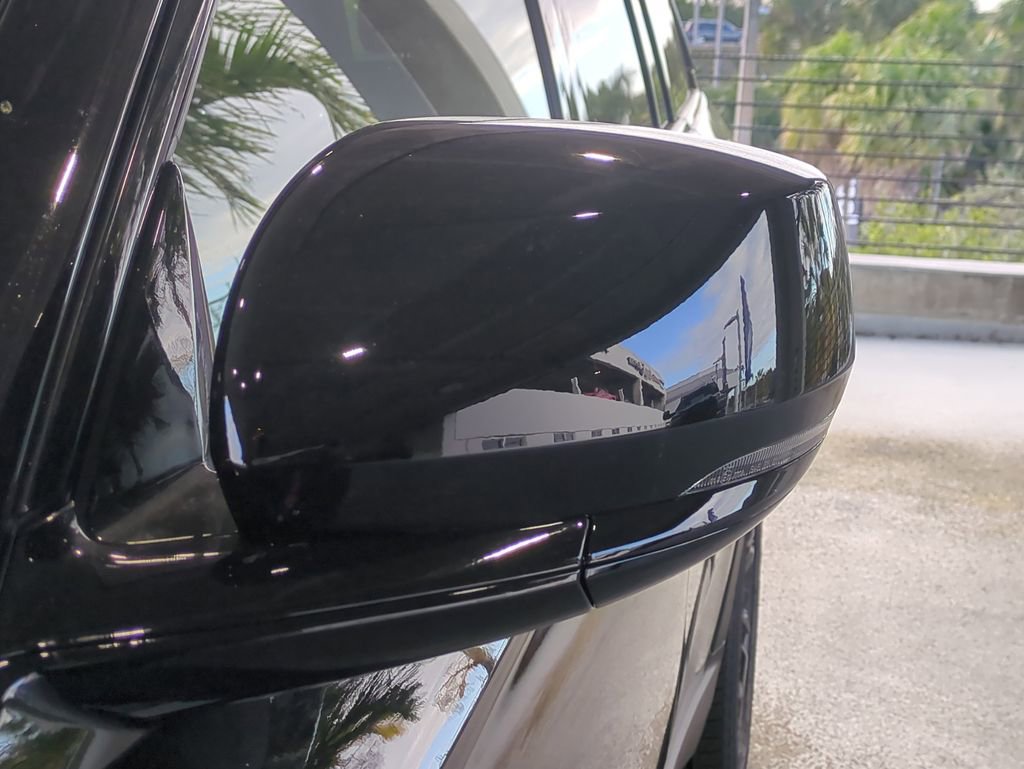 New 2025 Jeep Grand Cherokee Limited image 12