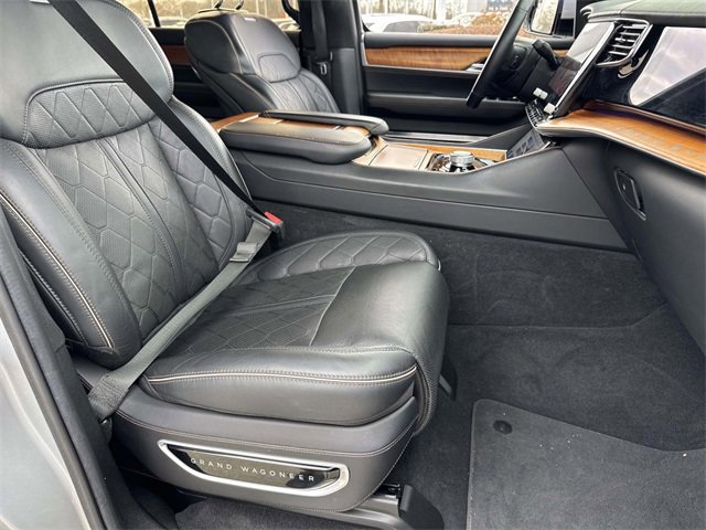 Used 2022 Jeep Grand Wagoneer Series III image 11