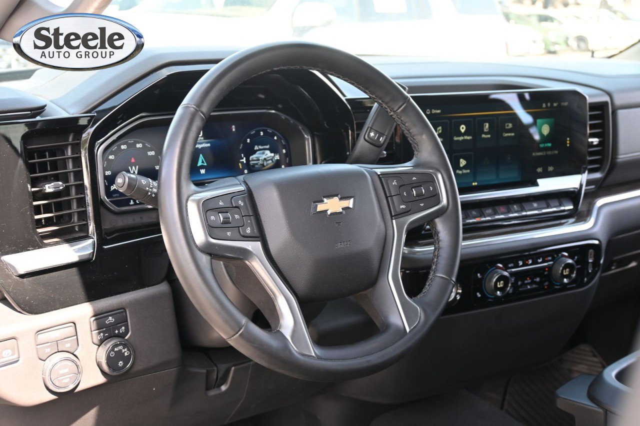 Certified 2024 Chevrolet Silverado 1500 LT AWD/4WD image 17