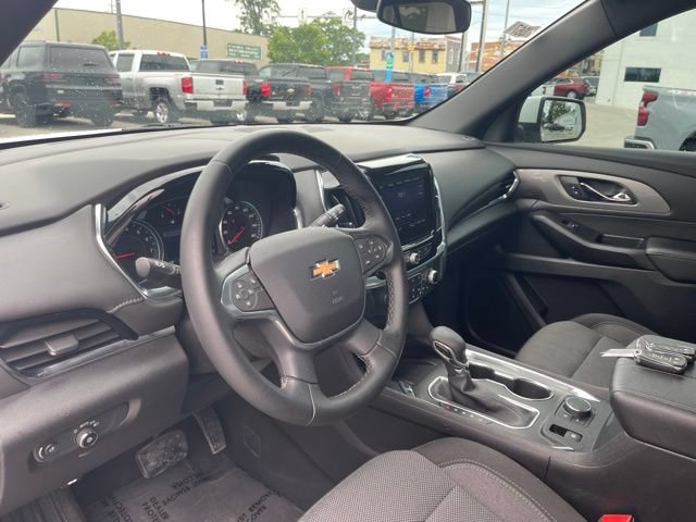Used 2023 Chevrolet Traverse LT FWD image 13