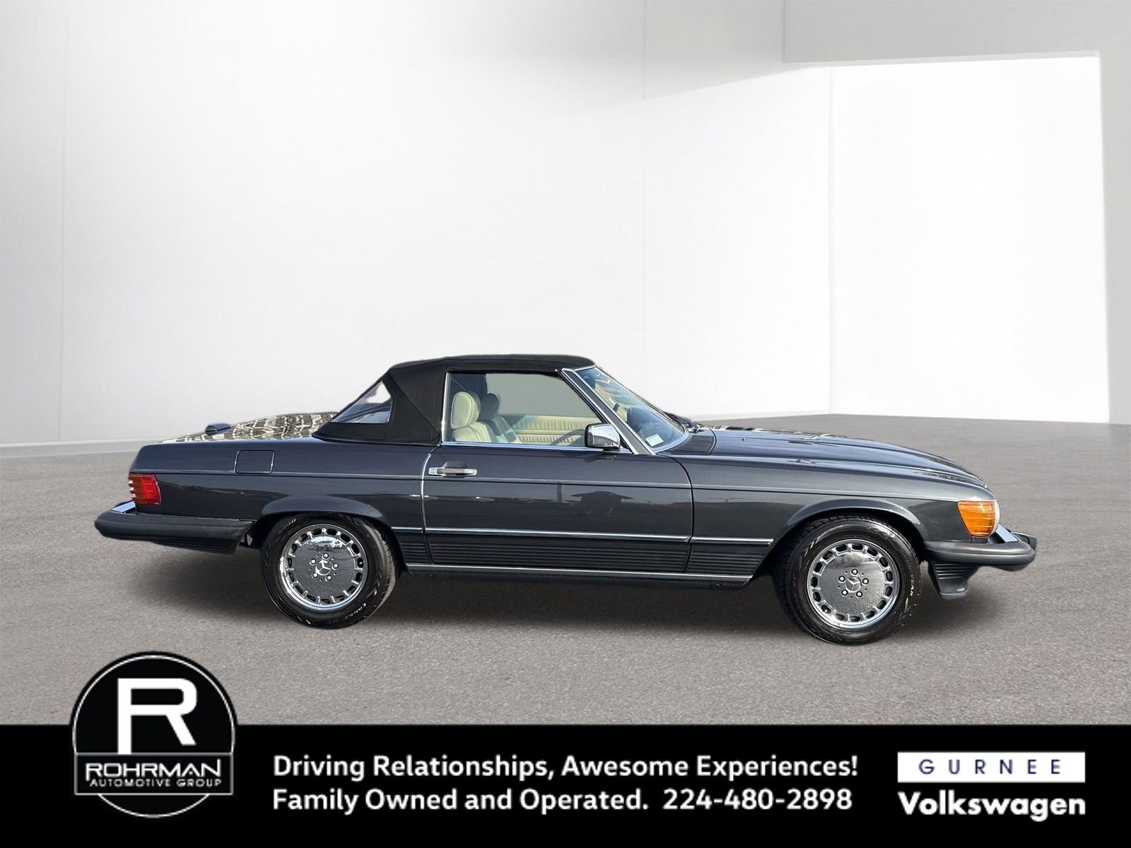 Used 1988 Mercedes-Benz 560 SL image 9