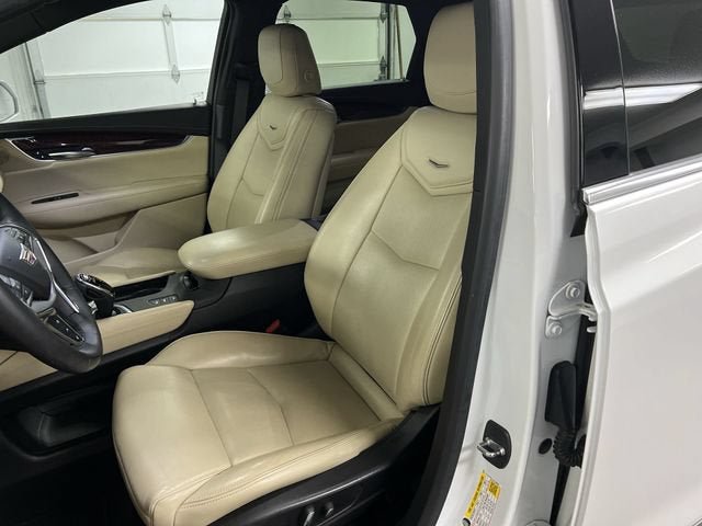 Certified 2018 Cadillac XT5 Luxury w/ Driver Awareness Package AWD/4WD image 20