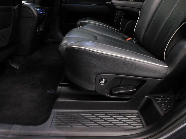 Used 2024 Hyundai Palisade Limited image 31