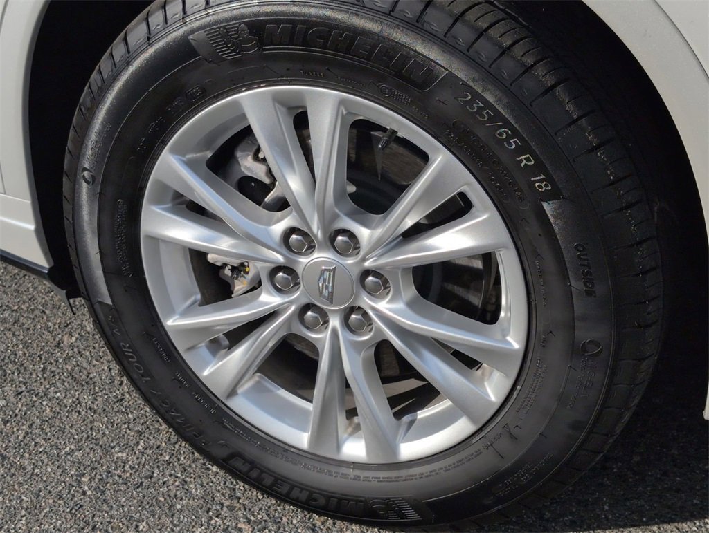 Used 2025 Cadillac XT6 Luxury image 33