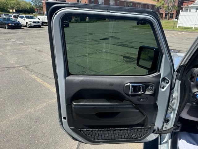 Used 2024 Jeep Wrangler High Altitude AWD/4WD image 11